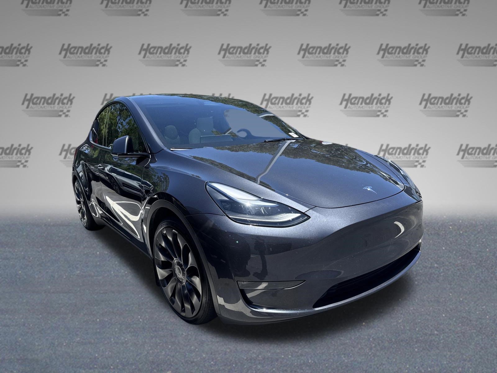 Used 2025 Tesla Model Y Performance AWD/4WD image 2