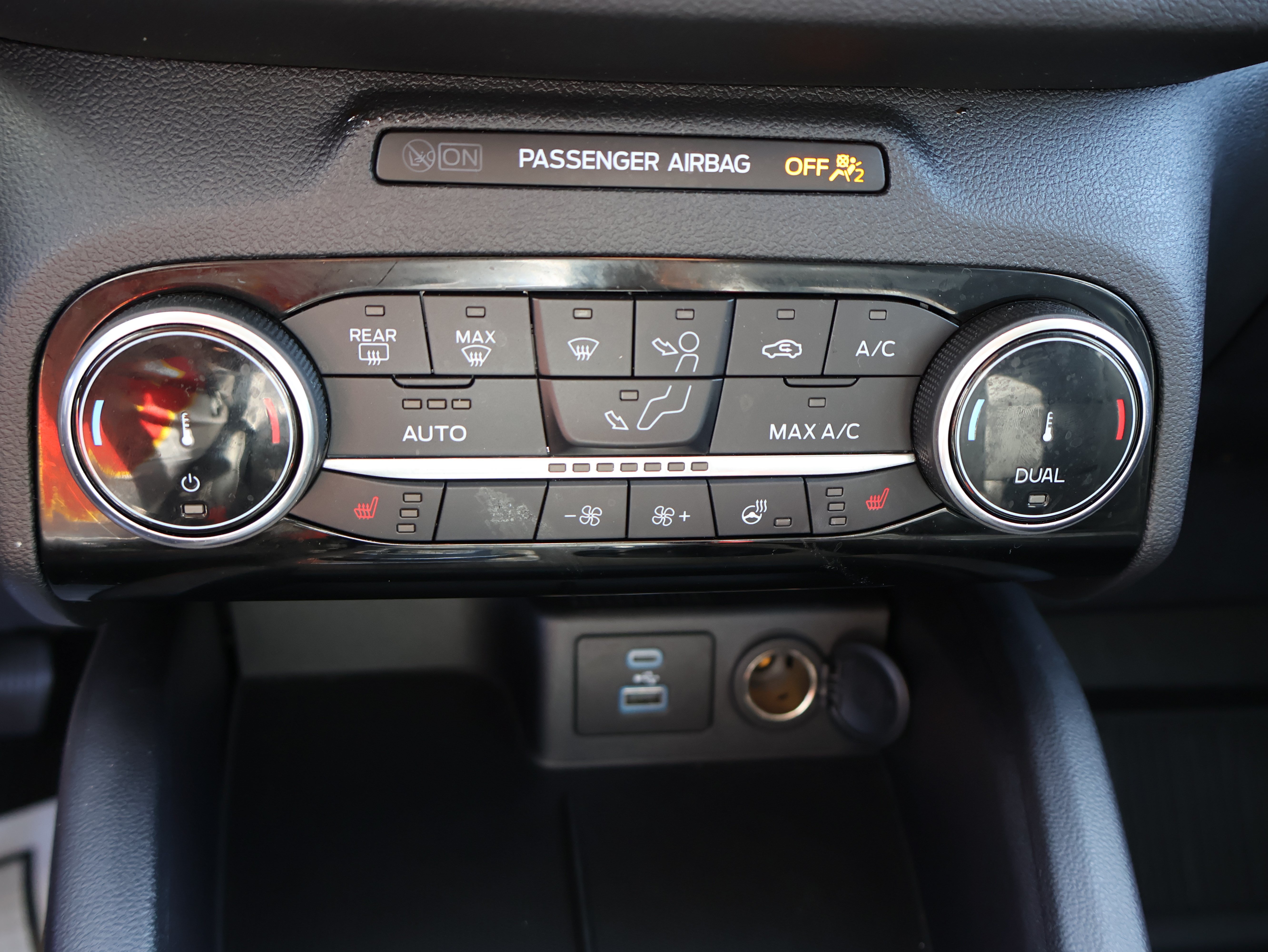 Used 2022 Ford Escape SEL AWD/4WD image 28