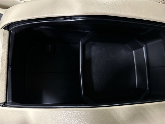 Used 2016 Toyota Highlander XLE image 42