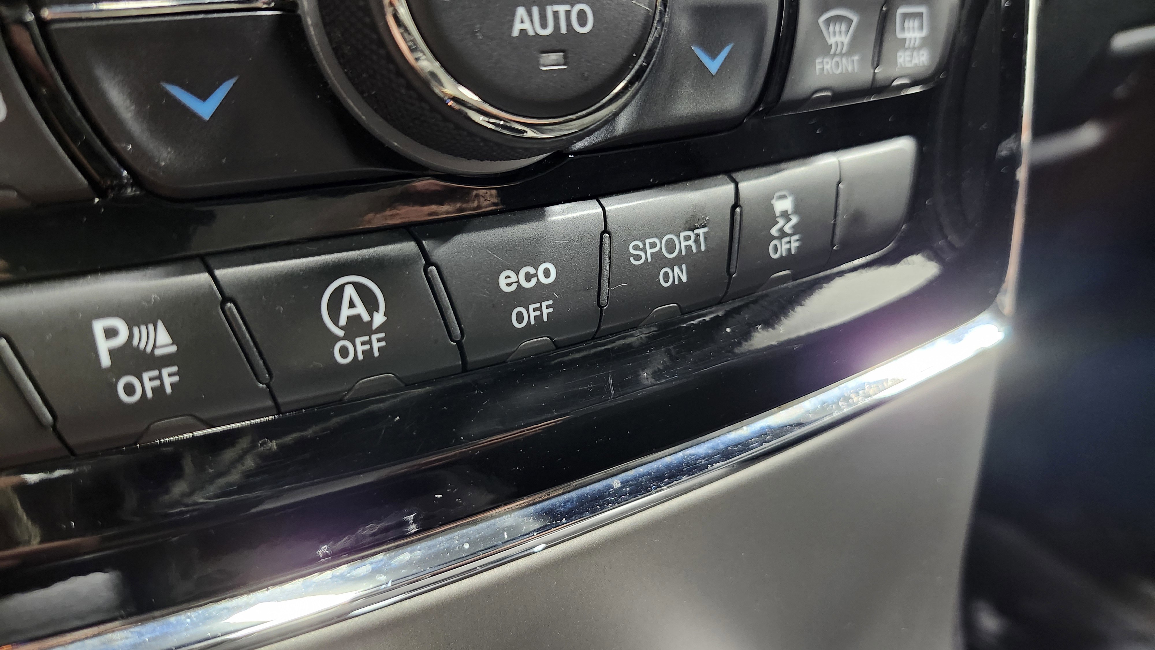 Used 2019 Jeep Grand Cherokee Altitude image 31