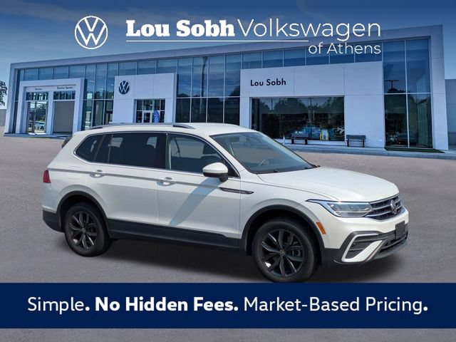 Used 2023 Volkswagen Tiguan SE AWD/4WD image 1