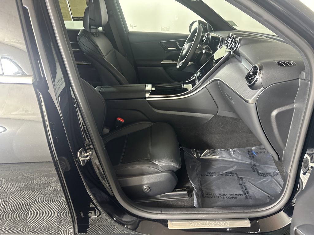 Certified 2026 Mercedes-Benz GLC 300 4MATIC image 14