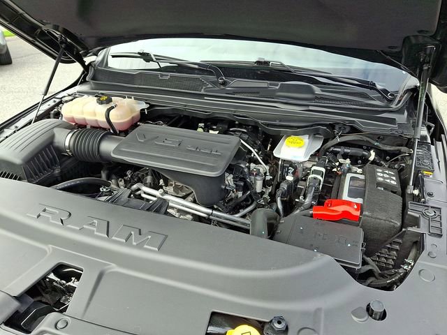 Used 2025 RAM 1500 Tradesman w/ Night Edition AWD/4WD image 27