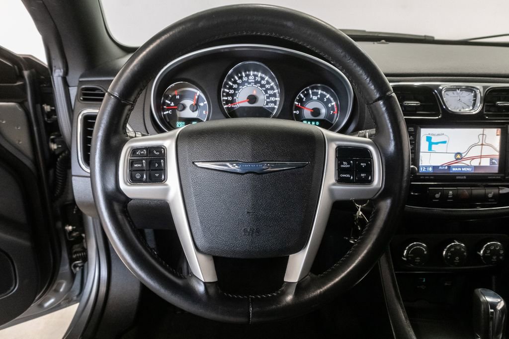 Used 2011 Chrysler 200 Limited FWD image 13