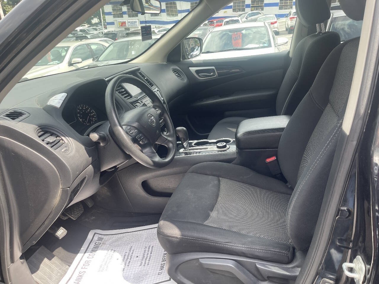 Used 2019 Nissan Pathfinder S AWD/4WD image 10