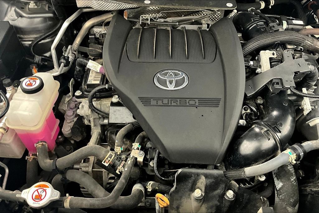 Used 2023 Toyota Highlander L image 41