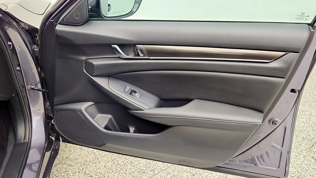 Used 2020 Honda Accord Sport image 24