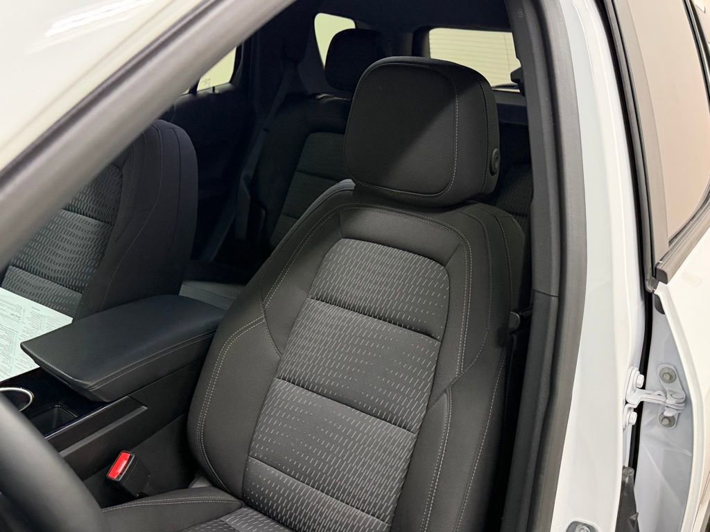 Certified 2025 Chevrolet Equinox LT image 39