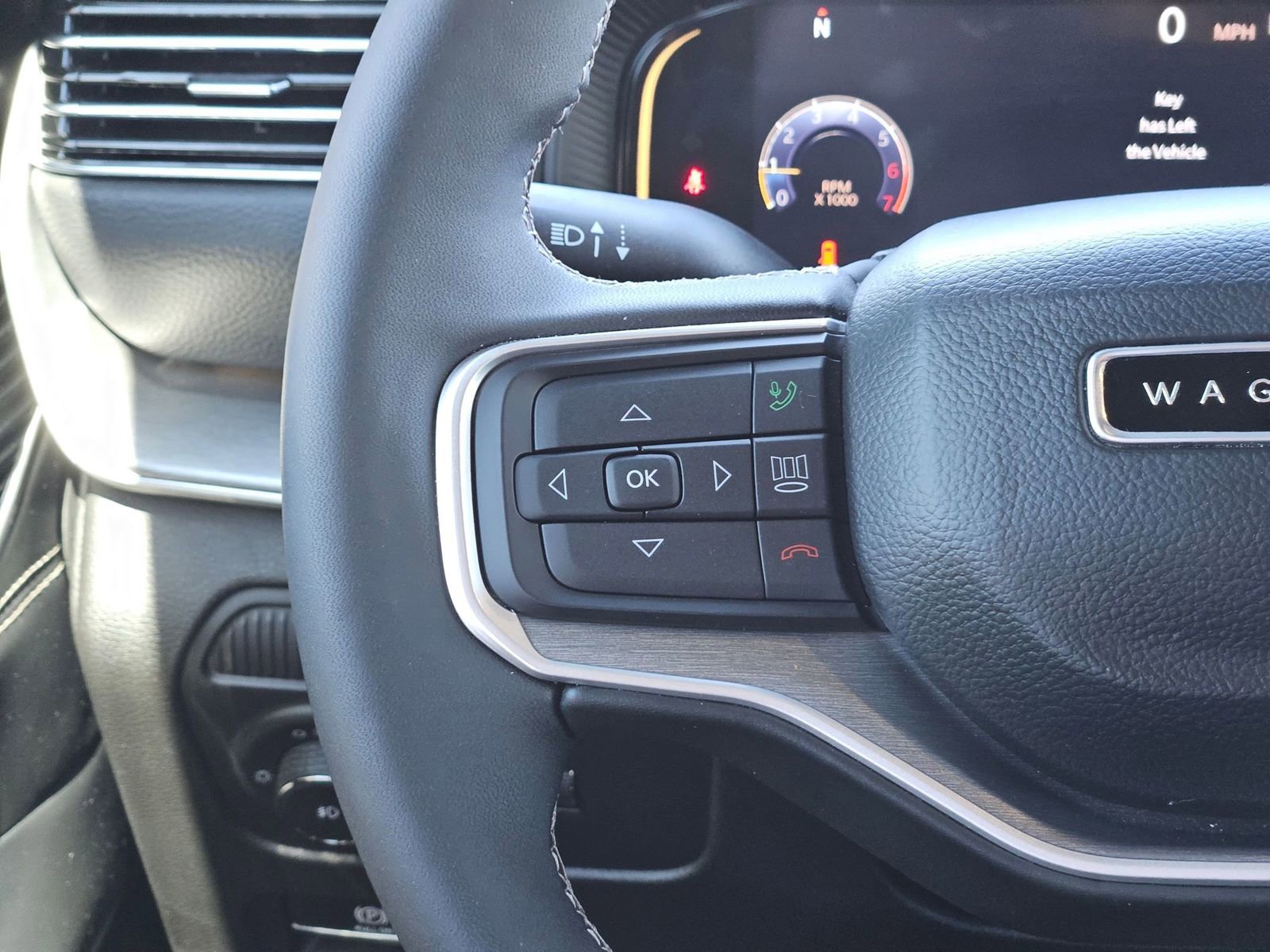 Certified 2025 Jeep Wagoneer Series II w/ Premium Group I image 20