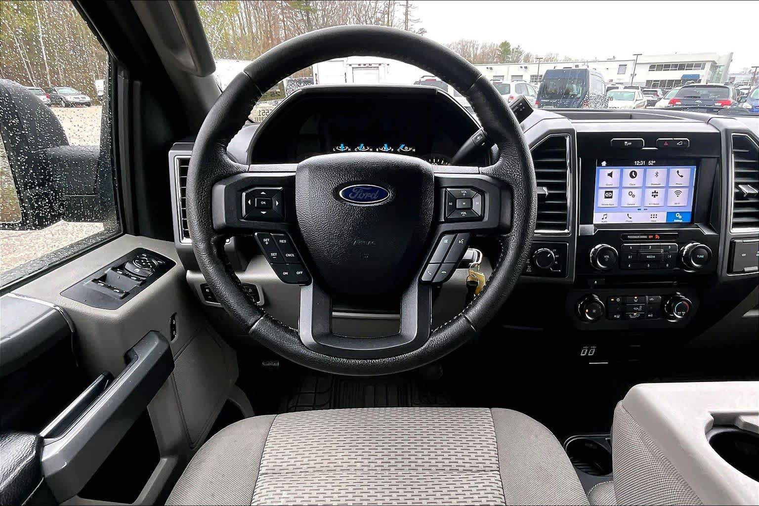 Used 2016 Ford F150 XLT w/ Equipment Group 302A Luxury AWD/4WD image 6