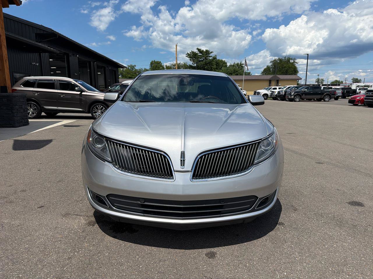 Used 2013 Lincoln MKS AWD image 2