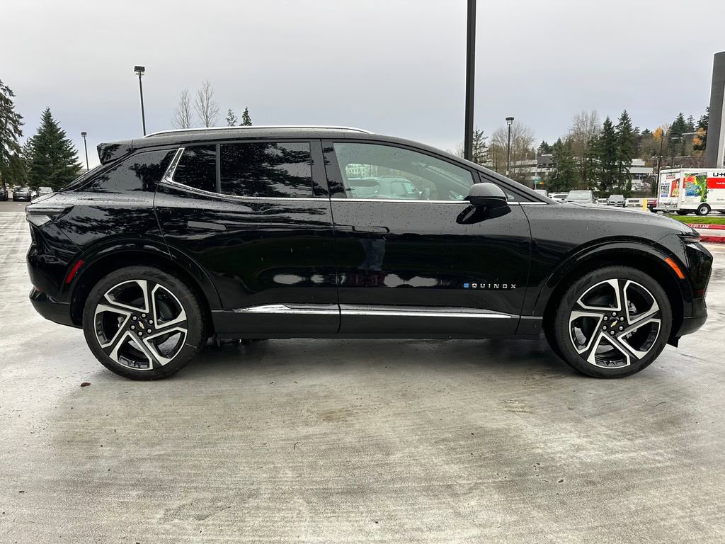 New 2026 Chevrolet Equinox EV LT image 6