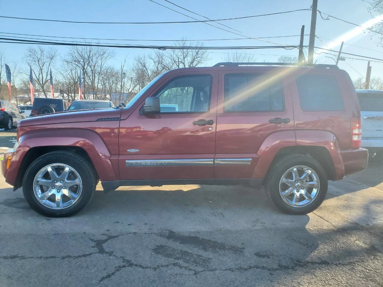 Used 2012 Jeep Liberty Sport image 2
