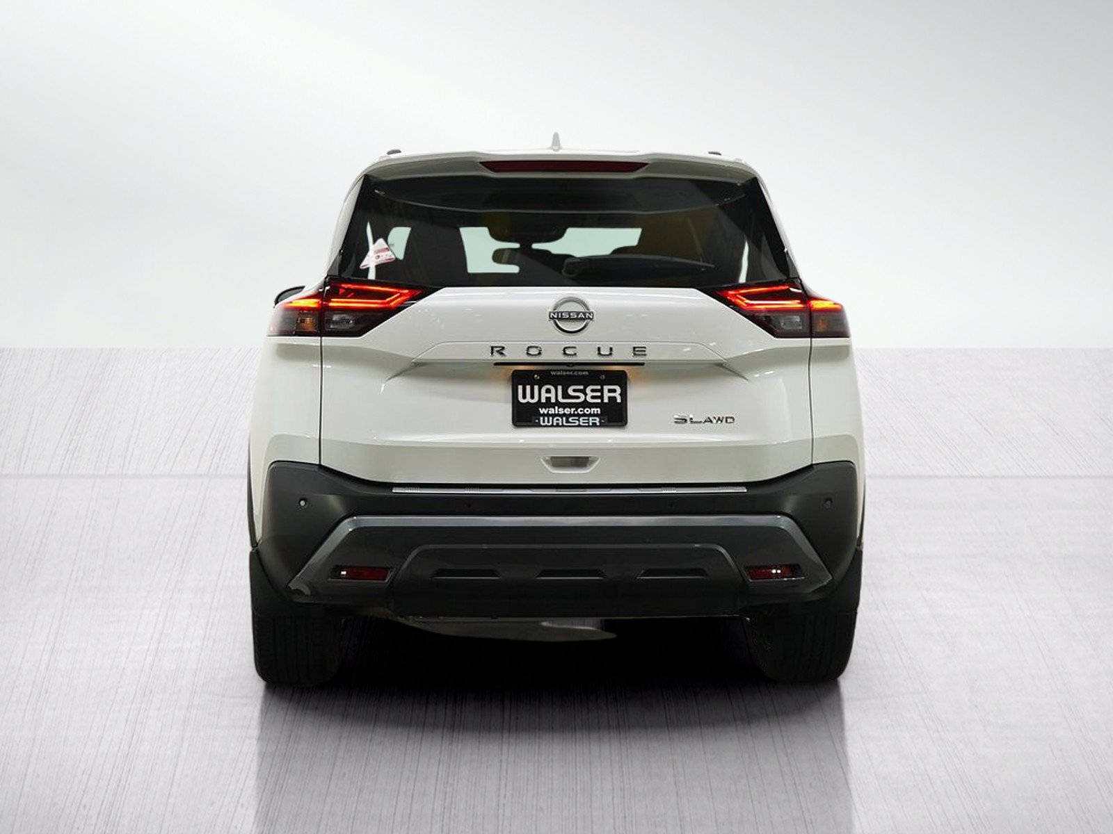 Used 2023 Nissan Rogue SL w/ SL Premium Package AWD/4WD image 4