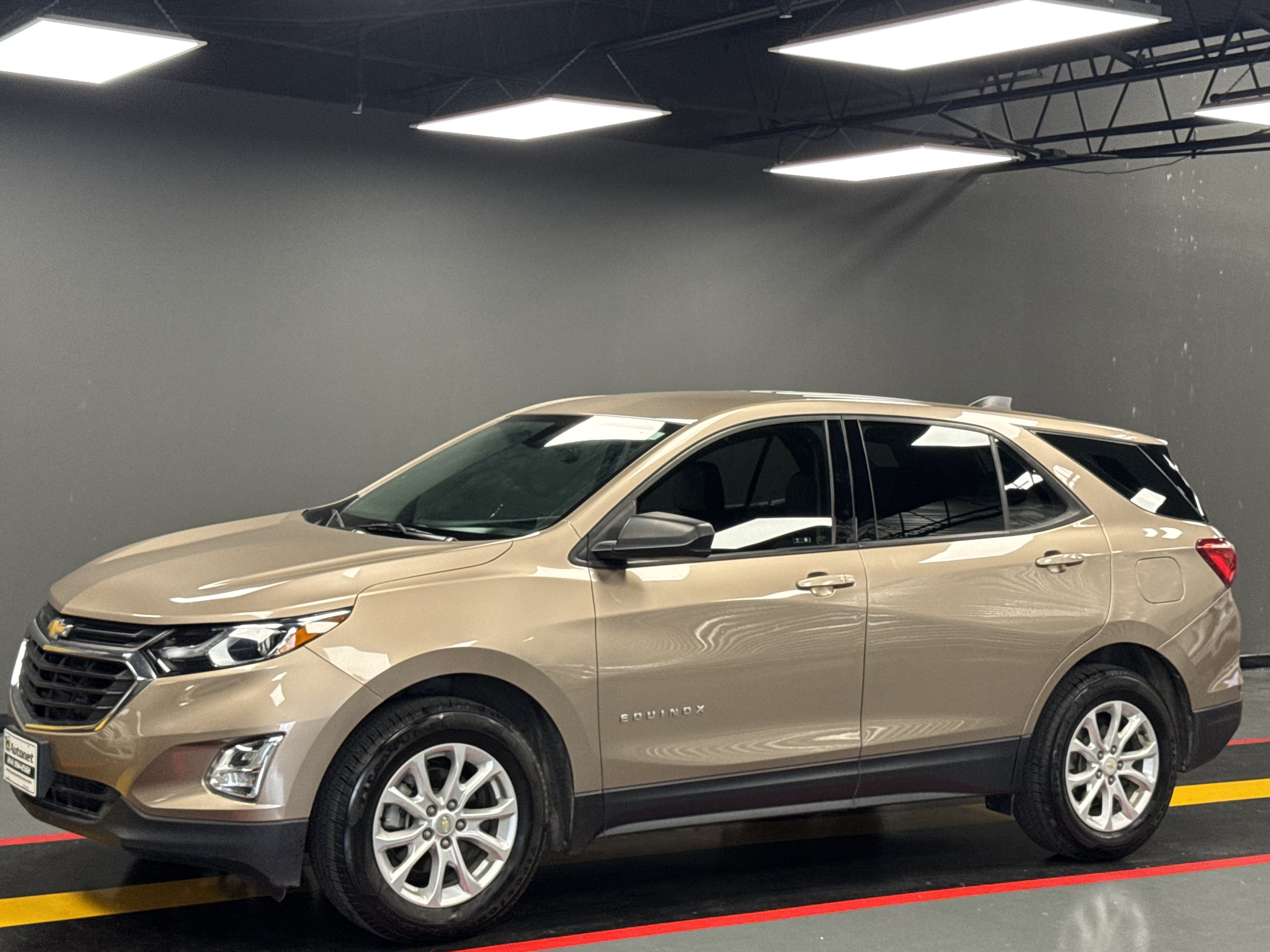 Used 2019 Chevrolet Equinox LS w/ LPO, Floor Liner Package FWD image 1