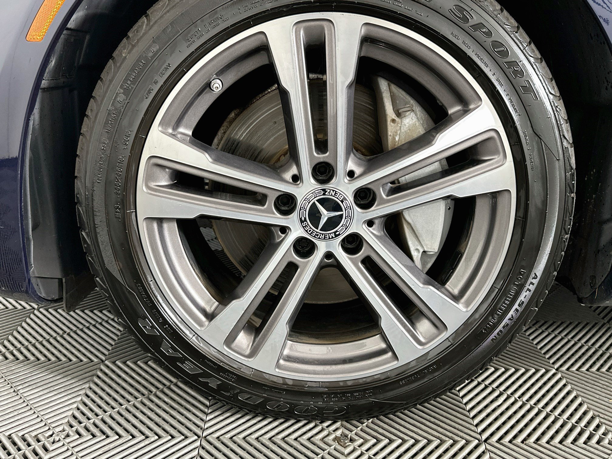 Used 2021 Mercedes-Benz E 350 4MATIC Sedan image 36