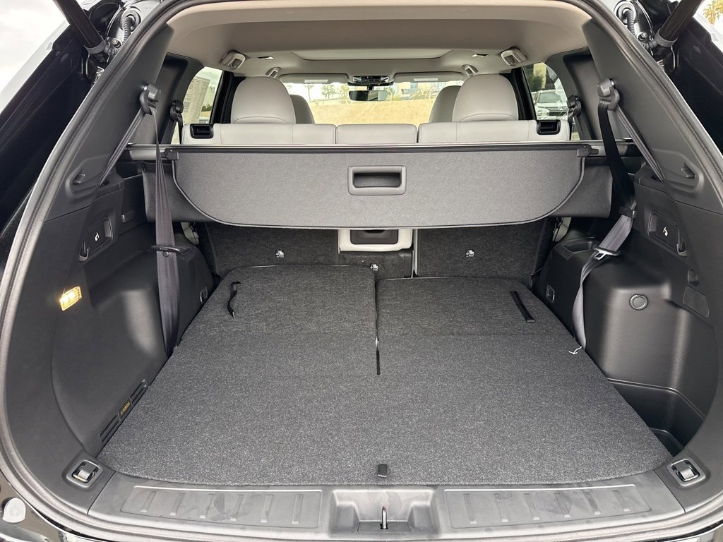 New 2025 Mitsubishi Outlander SE image 27