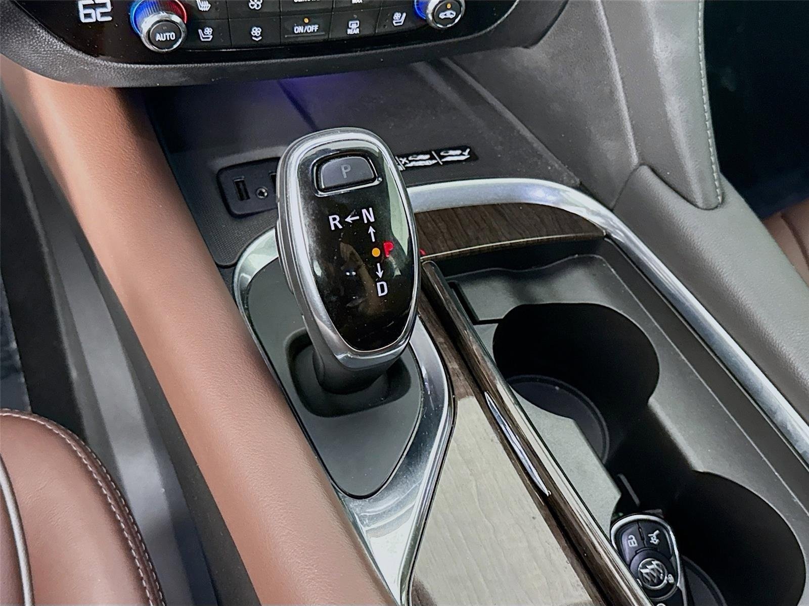 Certified 2018 Buick Enclave Avenir w/ Avenir Technology Package FWD image 19