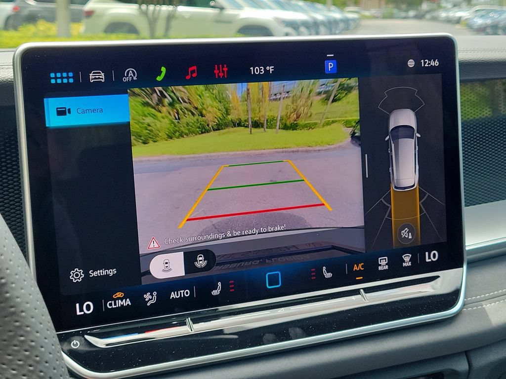 New 2026 Volkswagen Tiguan SE R-Line FWD image 19