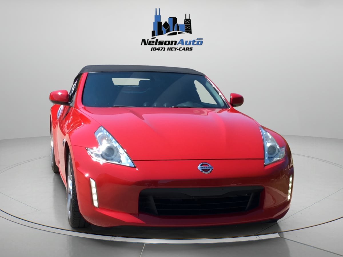 Used 2015 Nissan 370Z Touring Sport RWD image 2