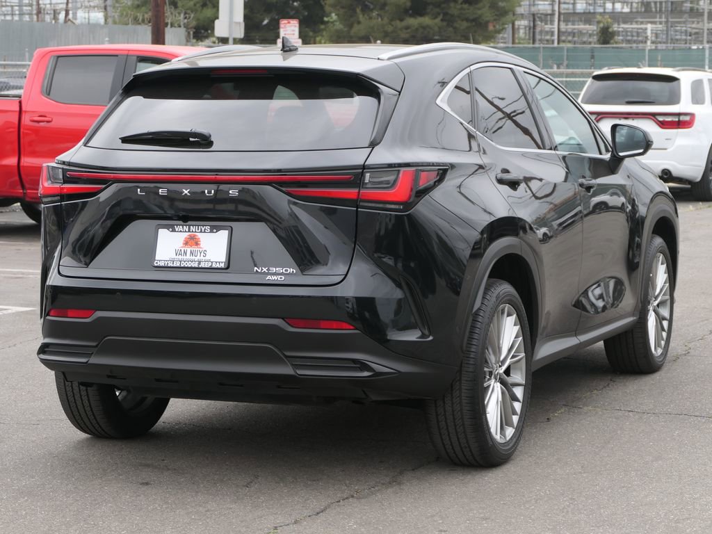 Used 2024 Lexus NX 350h AWD w/ Vision Package image 4