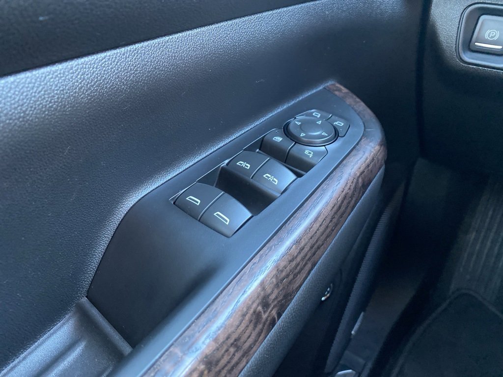 Used 2023 GMC Acadia Denali image 39