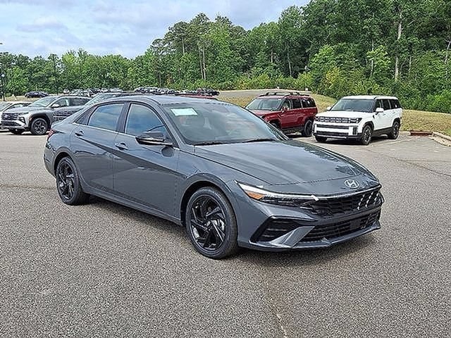 New 2026 Hyundai Elantra SEL Sport Premium FWD image 15