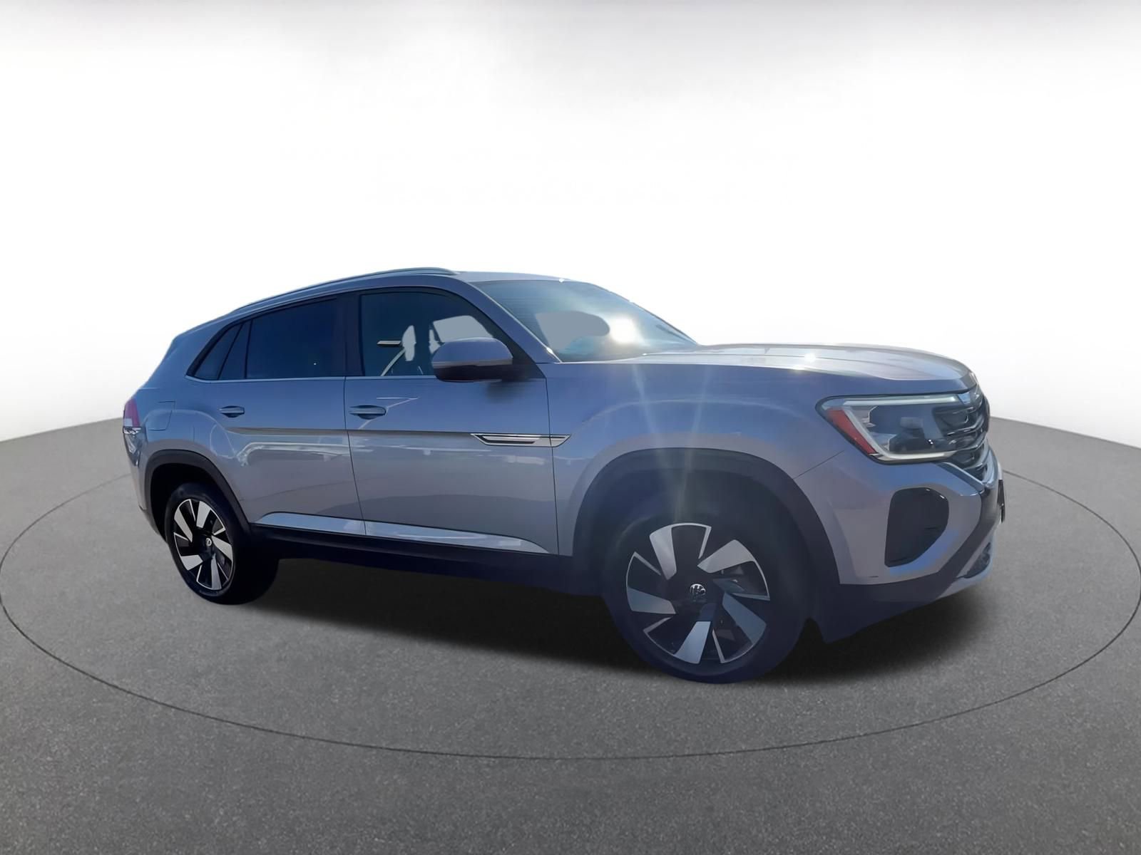 Used 2025 Volkswagen Atlas Cross Sport SE video 2