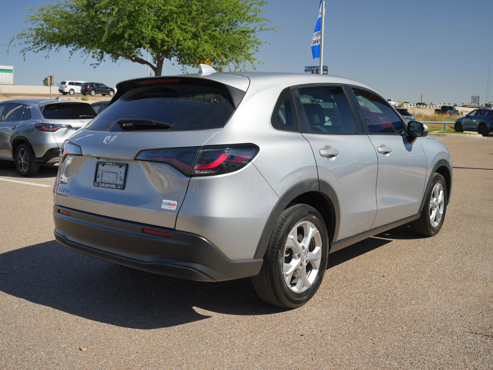 Used 2024 Honda HR-V LX image 5