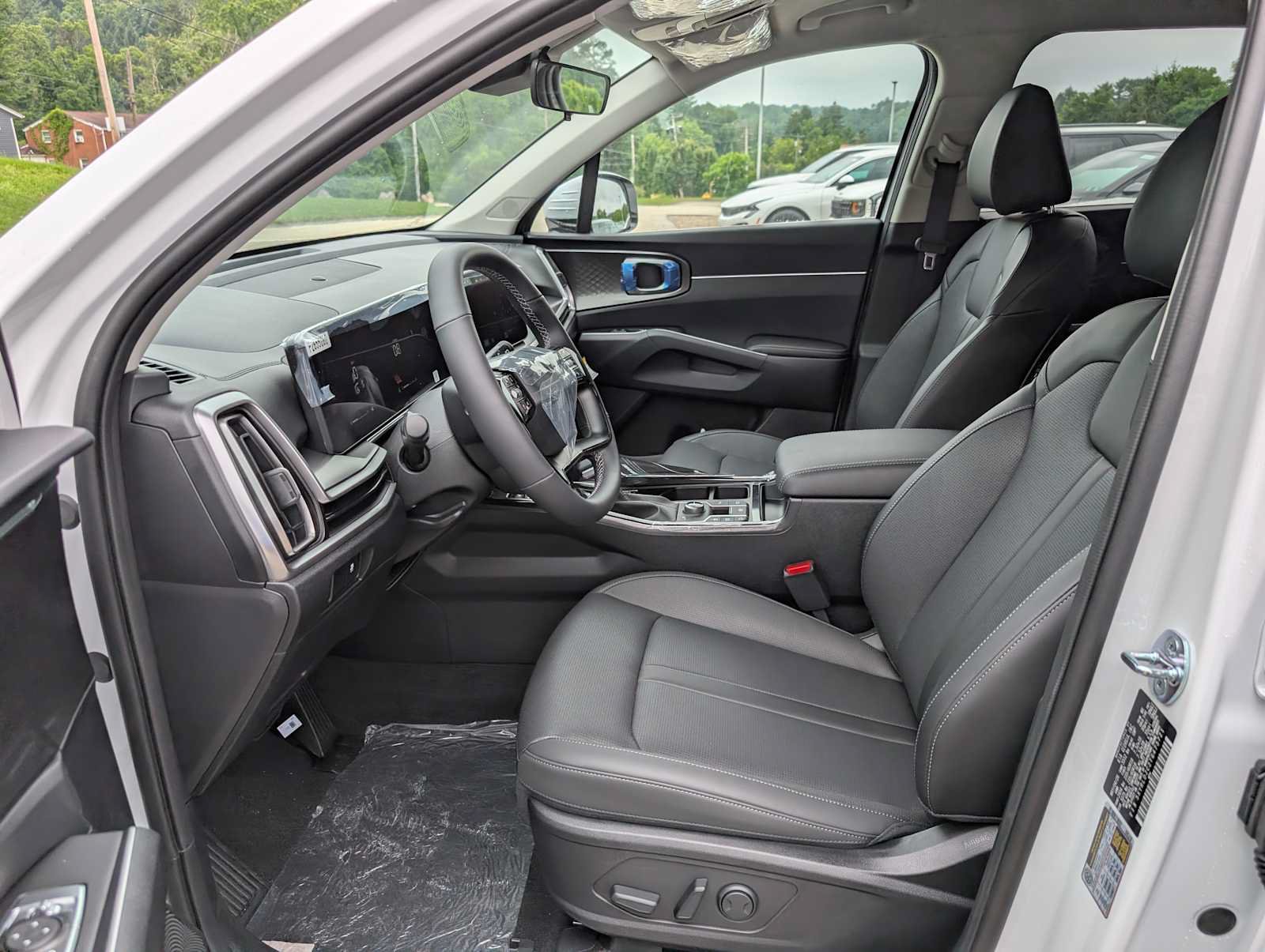 New 2026 Kia Sorento S AWD/4WD image 4