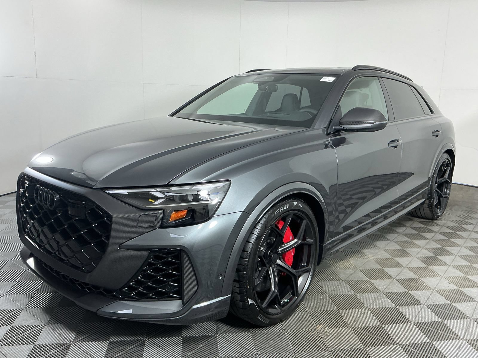 New 2027 Audi RS Q8 performance AWD/4WD image 4