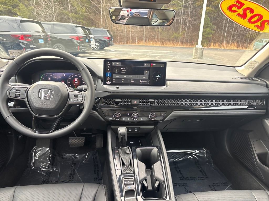 Used 2025 Honda Accord EX-L image 15