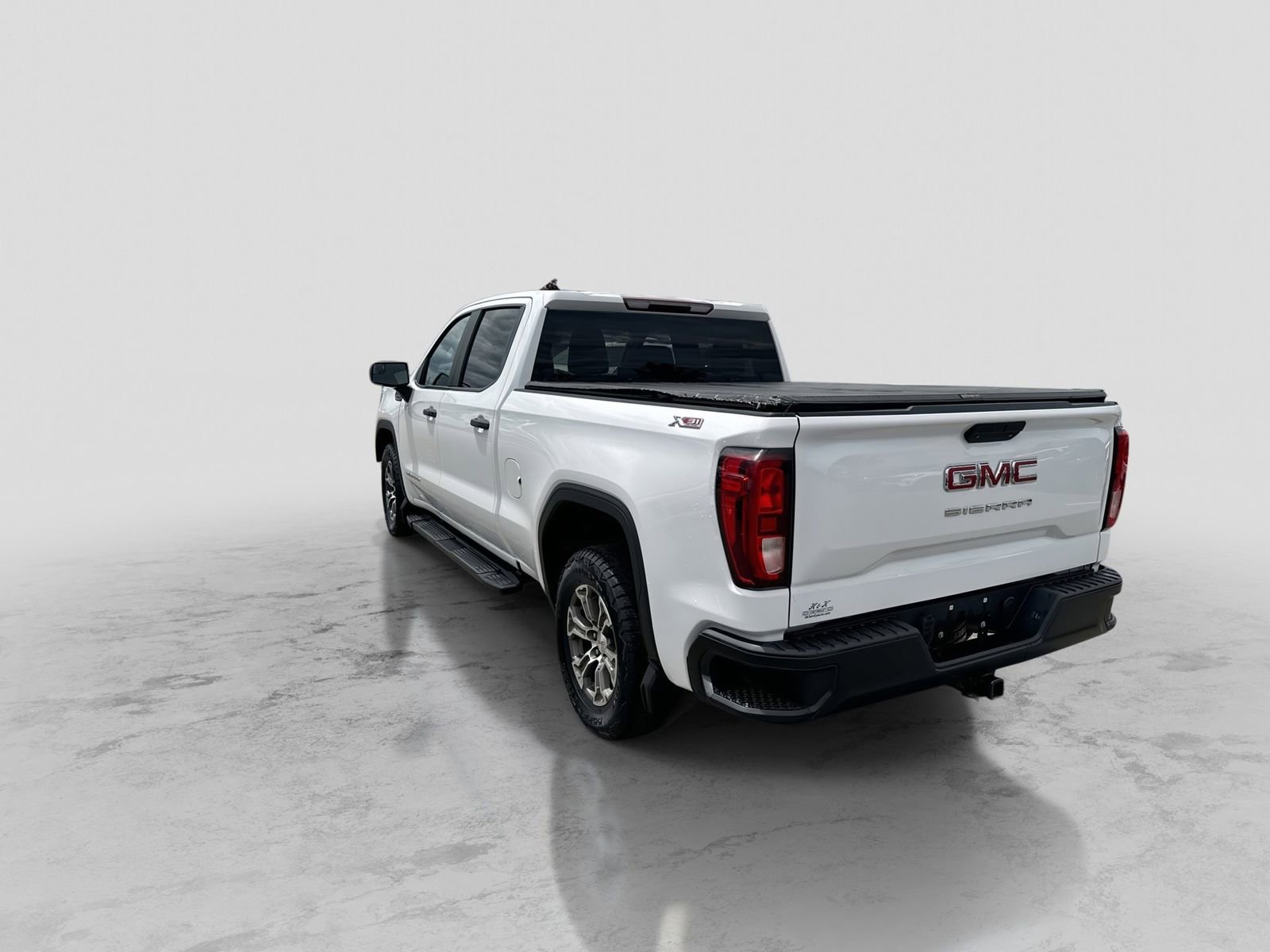 Used 2019 GMC Sierra 1500 4x4 Crew Cab w/ Convenience Package image 5