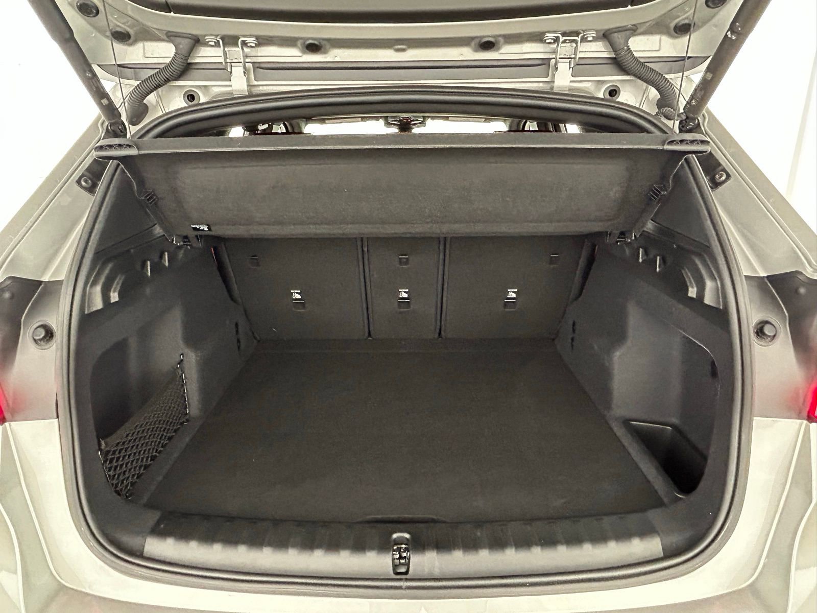 Used 2025 BMW X1 xDrive28i w/ Technology Package image 35