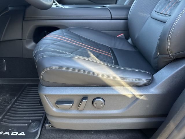 New 2026 Nissan Armada PRO-4X w/ Captain's Chari Seat Package image 31