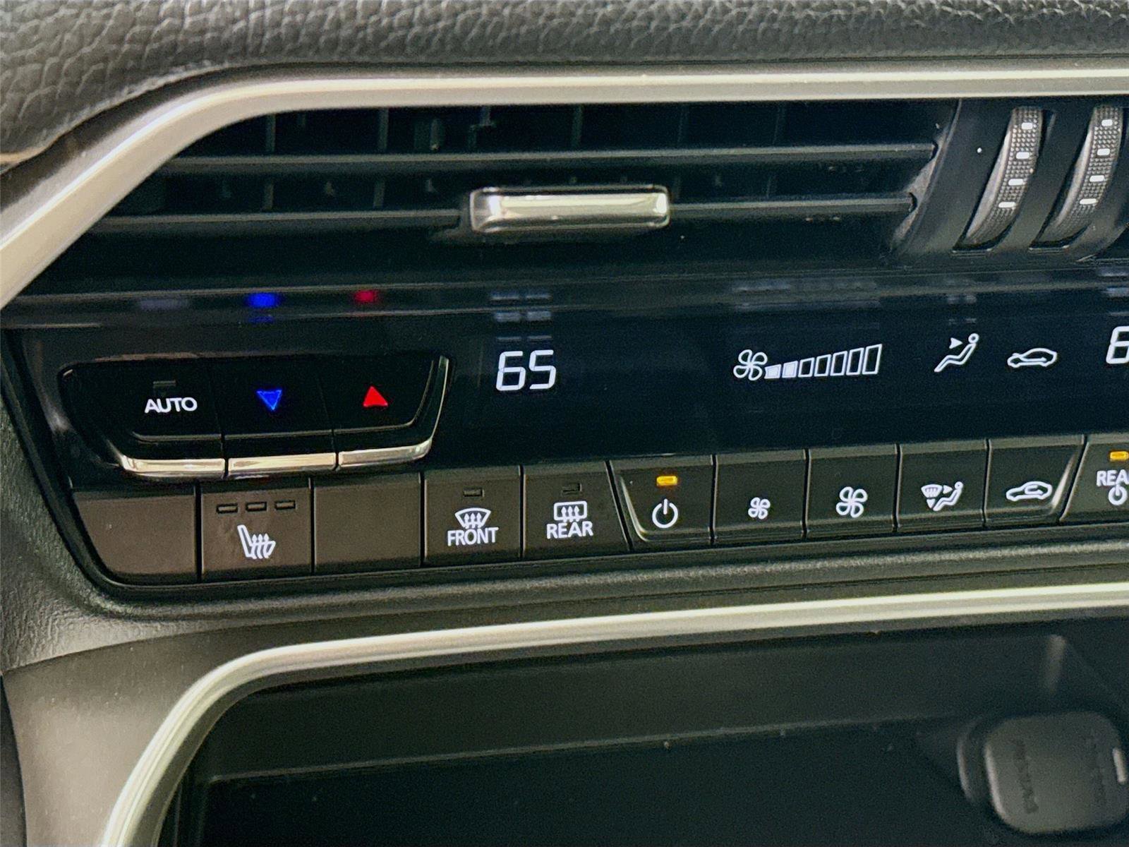 Used 2025 MAZDA CX-90 3.3 Turbo w/ Preferred Package AWD/4WD image 16