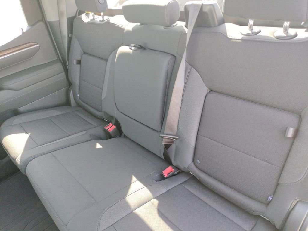 New 2026 GMC Sierra 1500 Elevation image 40