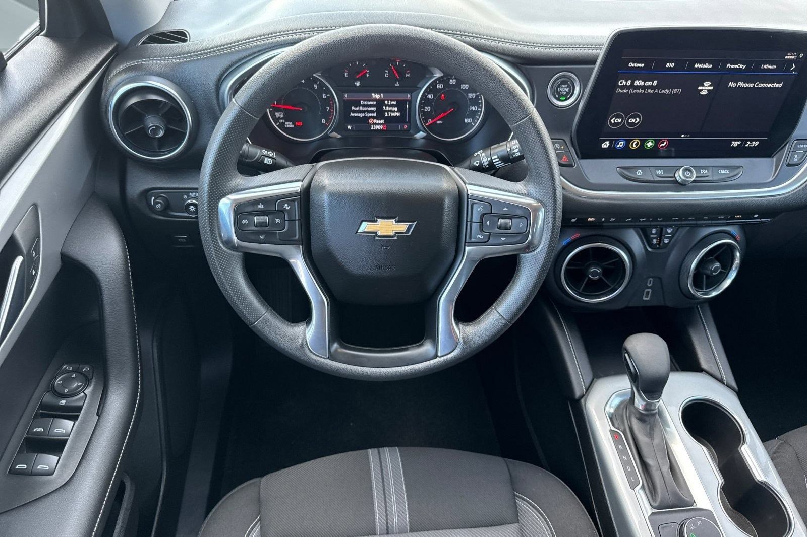 Used 2025 Chevrolet Blazer LT image 28