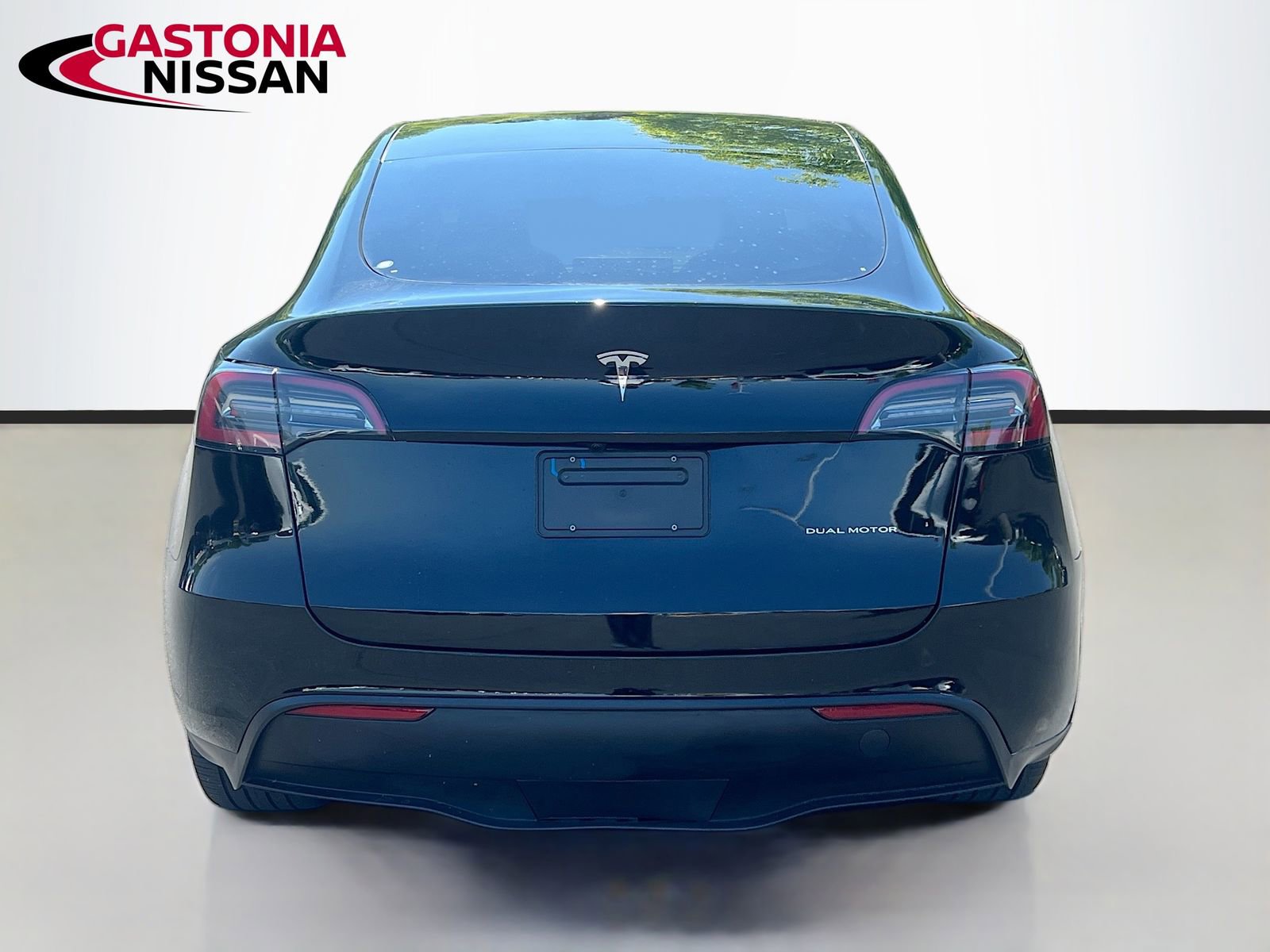 Used 2025 Tesla Model Y Long Range image 7
