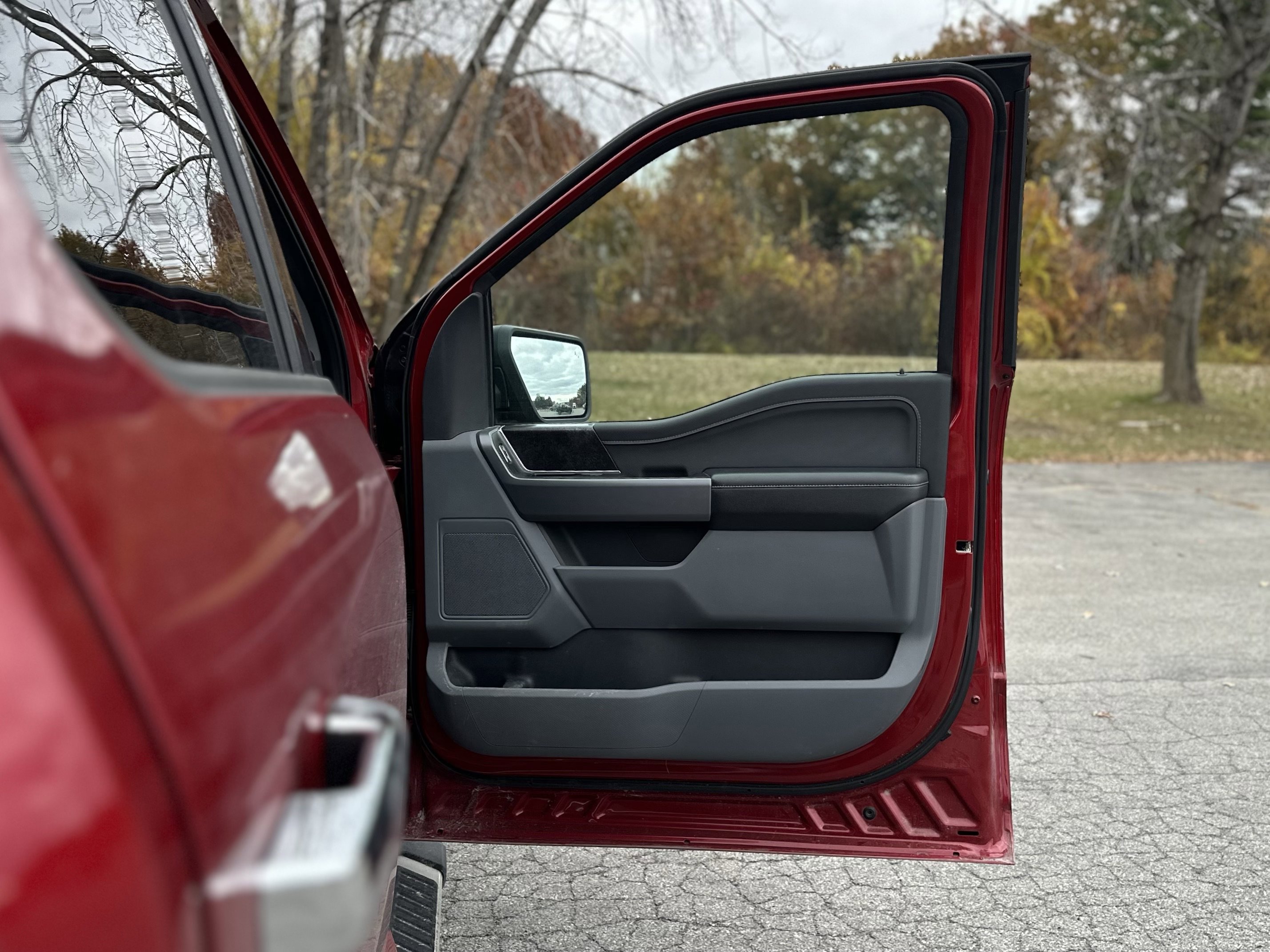 Used 2022 Ford F150 XLT w/ Equipment Group 302A High image 34