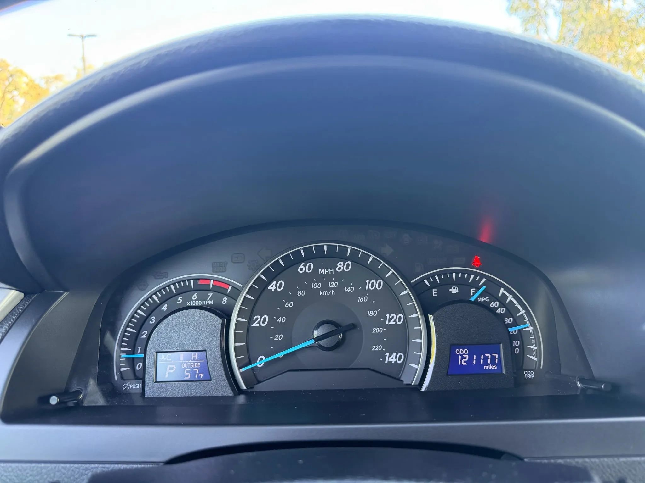 Used 2013 Toyota Camry LE image 23