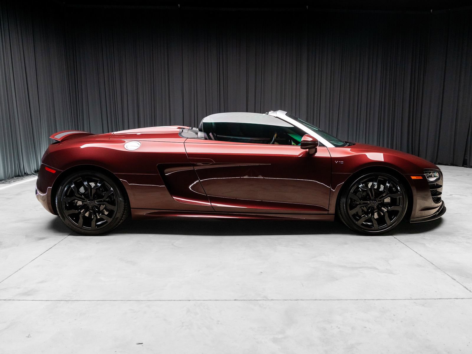 Used 2011 Audi R8 V10 image 19