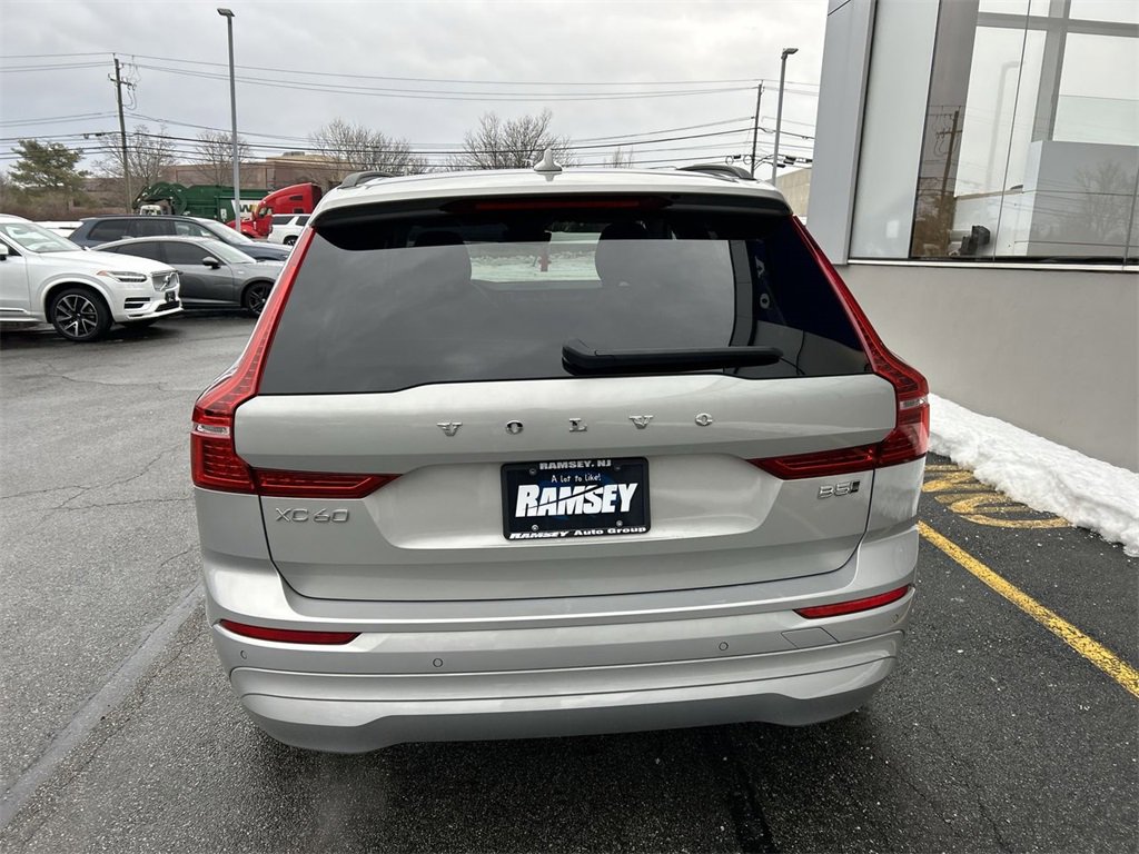 Certified 2023 Volvo XC60 B5 Core w/ Climate Package image 26