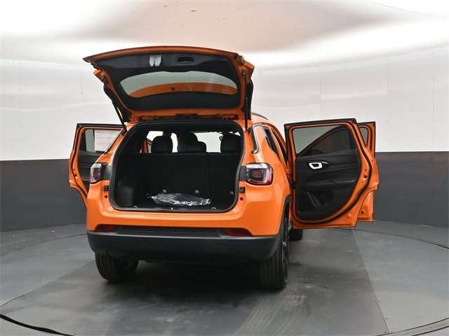 New 2026 Jeep Compass Latitude image 47