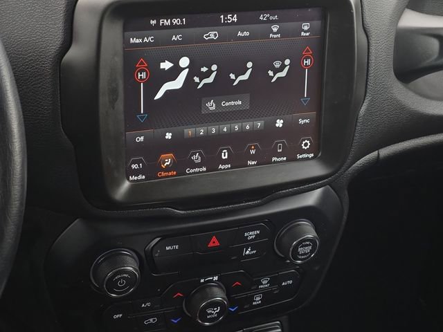 Used 2022 Jeep Renegade Trailhawk w/ Trailer Tow Group AWD/4WD image 20