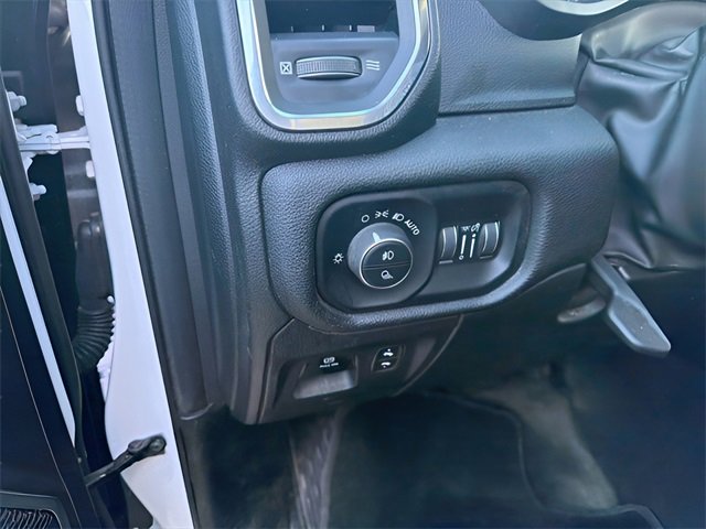 Used 2025 RAM 1500 Laramie image 15