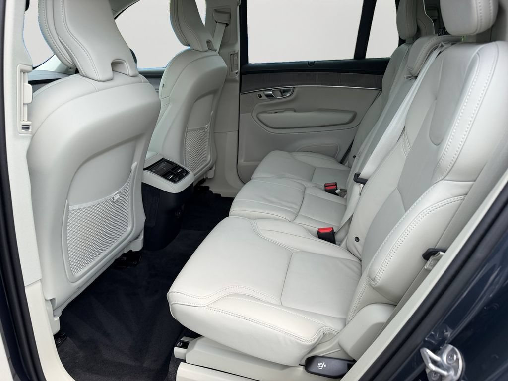 Certified 2026 Volvo XC90 B6 Ultra AWD/4WD image 12