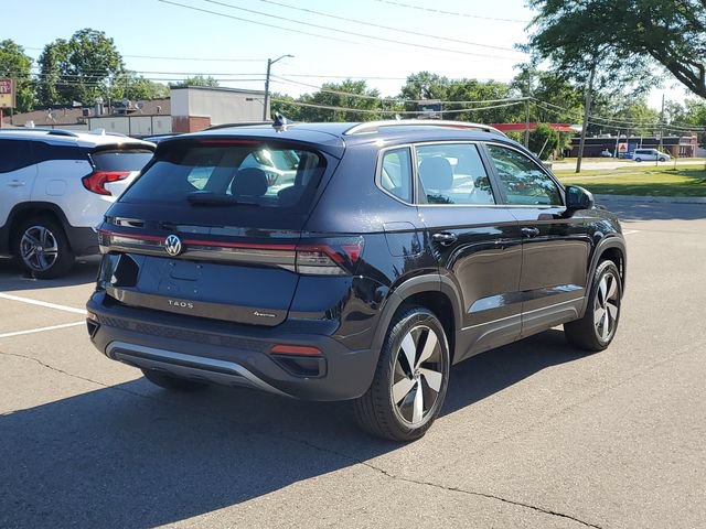 Used 2025 Volkswagen Taos S AWD/4WD image 4