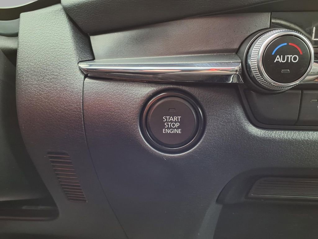 Used 2025 MAZDA CX-30 AWD 2.5 S w/ Preferred Package image 8