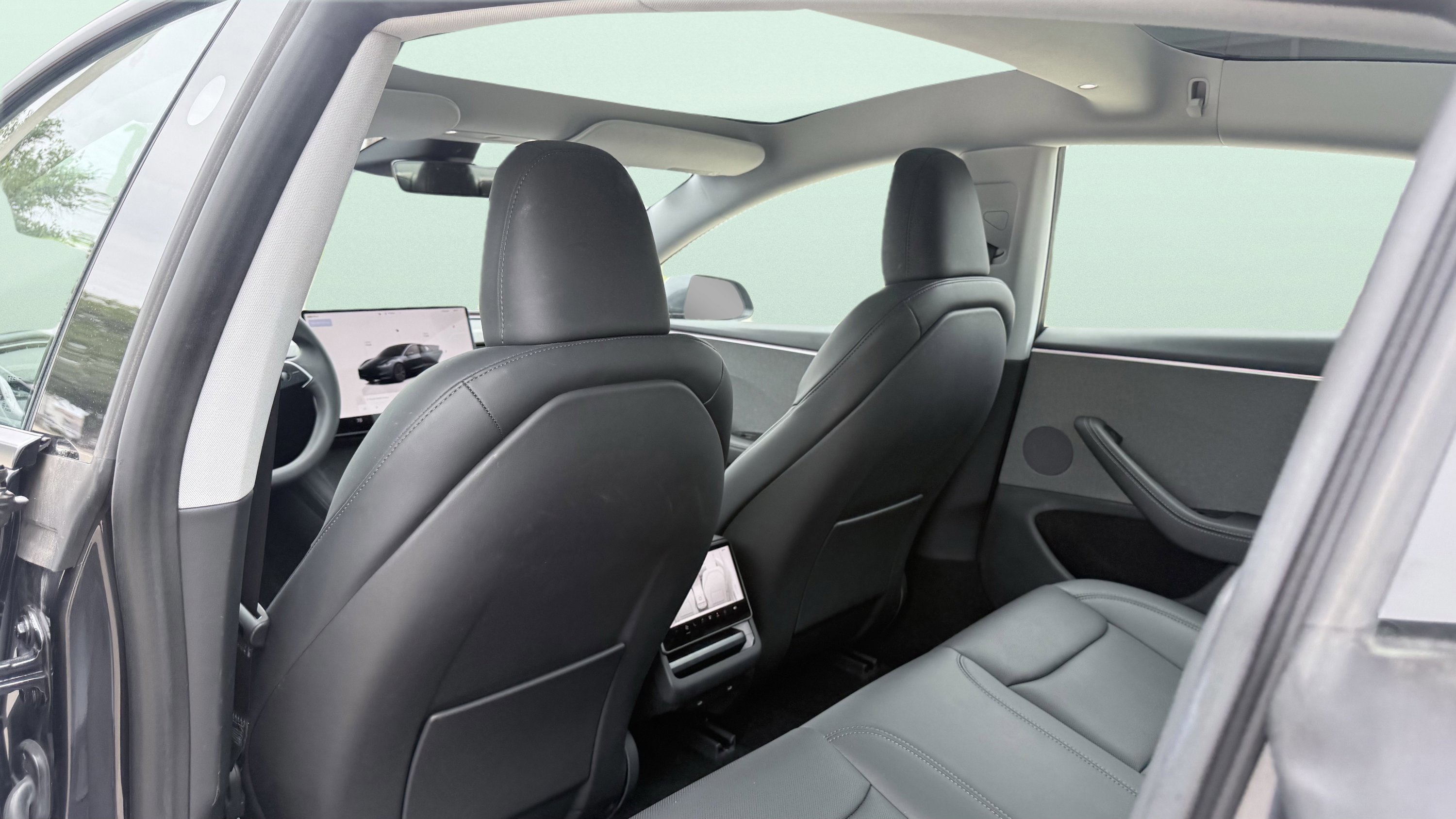 Used 2024 Tesla Model 3 Long Range RWD image 35